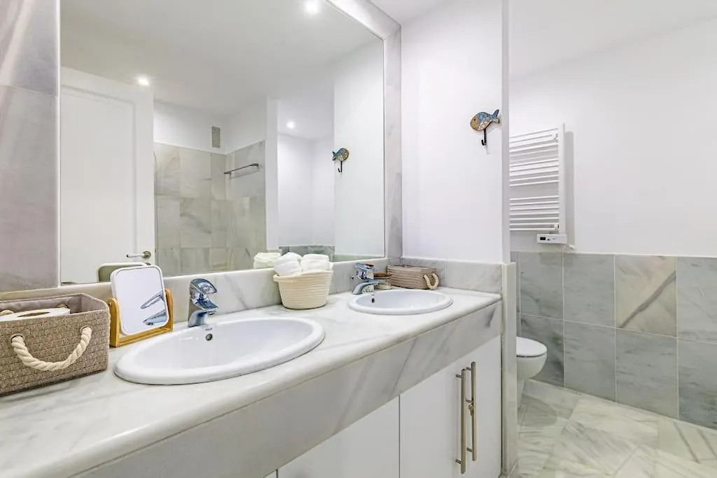 Seaside Azure Oasis Ii, Paseo Del Mar 2Br+Parking Apartment San Roque  Spain